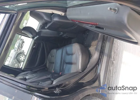 2004 Volvo V70 2.4 from USA, damaged, VIN YV1SW61T642380419